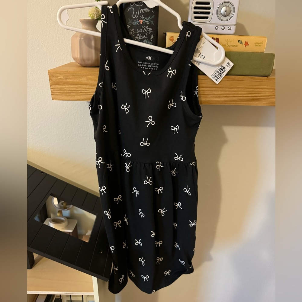 🛑6/$20 new with tags h and m bow dress size 5T/6
